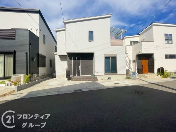 京田辺市薪山垣外の中古一戸建て
