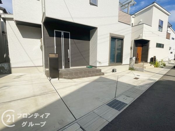 京田辺市薪山垣外の中古一戸建て