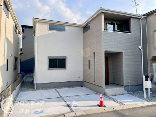 御所市大字南十三　新築一戸建て　３期　１号棟