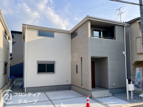 御所市大字南十三　新築一戸建て　３期　１号棟