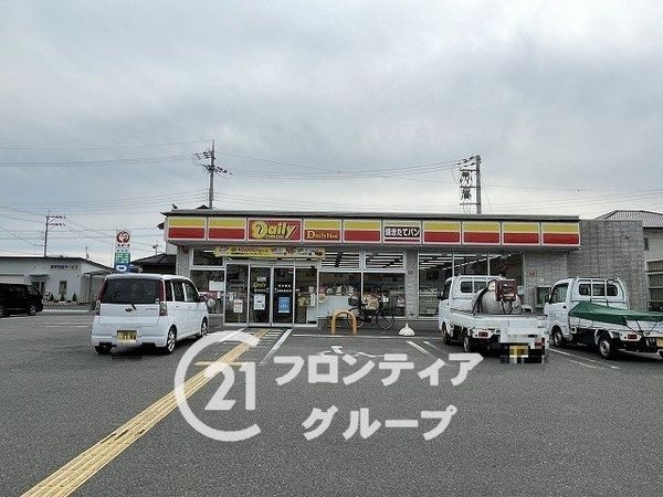 御所市大字南十三　新築一戸建て　３期　２号棟(デイリーヤマザキ御所茅原店)