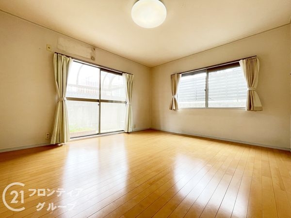 京田辺市薪畠の中古一戸建て