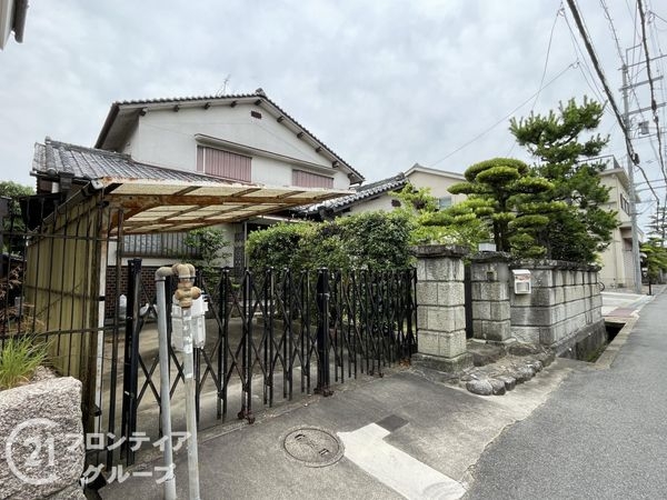 奈良市菅原東１丁目の中古一戸建て