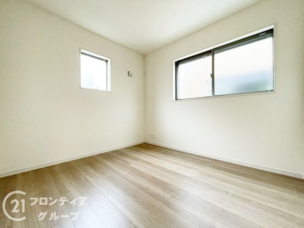 北葛城郡広陵町大字三吉　新築一戸建て　９期　３号棟