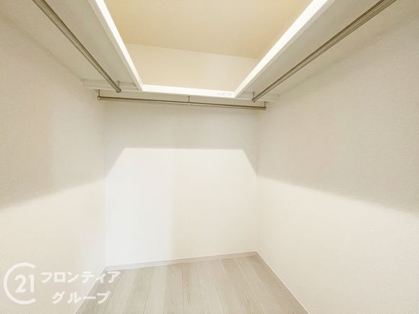 北葛城郡広陵町大字三吉　新築一戸建て　９期　２号棟