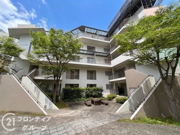 ローレルスクエア木津川台第２期１１番館　中古マンション