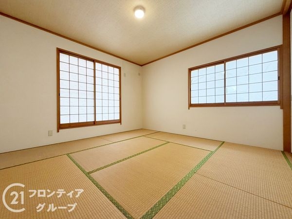 奈良市富雄川西１丁目の中古一戸建て