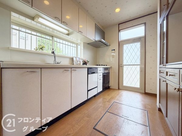 奈良市富雄川西１丁目の中古一戸建て