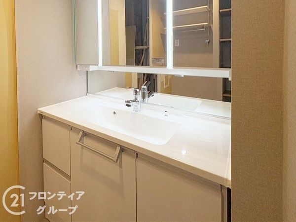 サンロイヤル新田辺アカデミア２号館　中古マンション