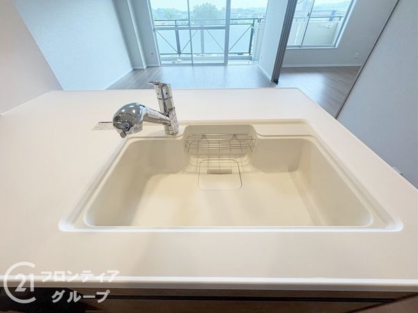 サンロイヤル新田辺アカデミア２号館　中古マンション