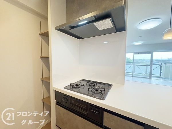 サンロイヤル新田辺アカデミア２号館　中古マンション