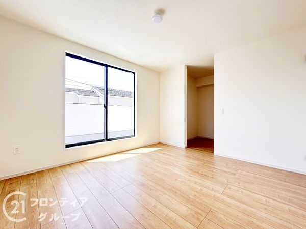奈良市若葉台２丁目　新築一戸建て　２期　全１区画