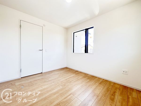 奈良市若葉台２丁目　新築一戸建て　２期　全１区画