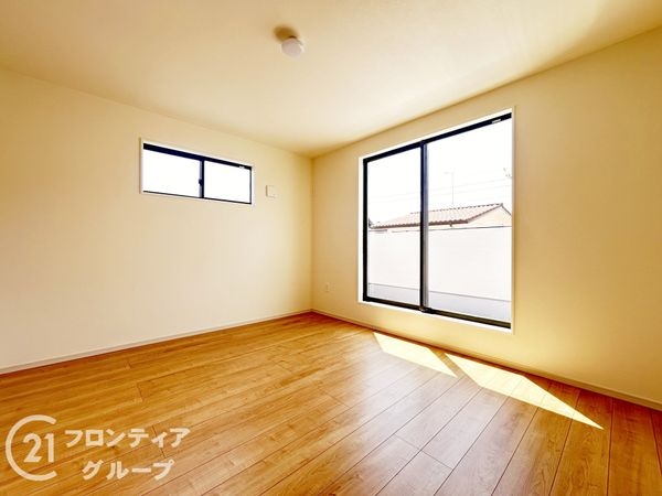 奈良市若葉台２丁目　新築一戸建て　２期　全１区画