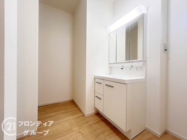 奈良市若葉台２丁目　新築一戸建て　２期　全１区画