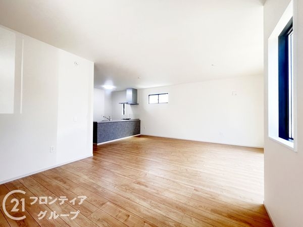 奈良市若葉台２丁目　新築一戸建て　２期　全１区画