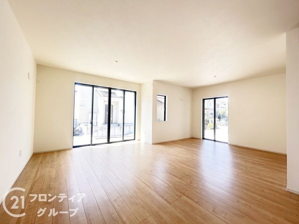 奈良市若葉台２丁目　新築一戸建て　２期　全１区画