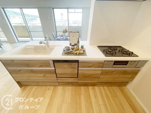 ローレルコート萩の台エル・フラッツ　中古マンション