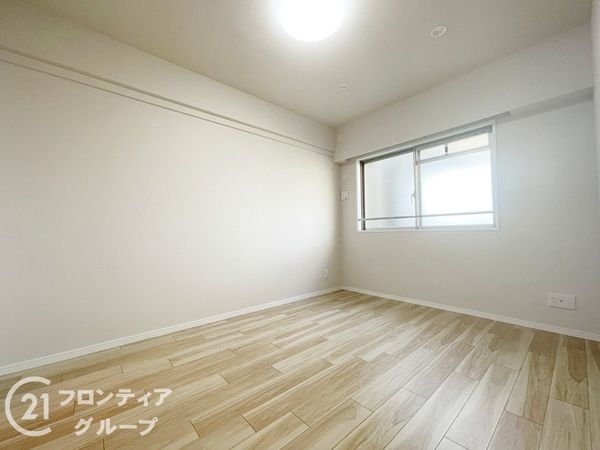 ローレルコート萩の台エル・フラッツ　中古マンション
