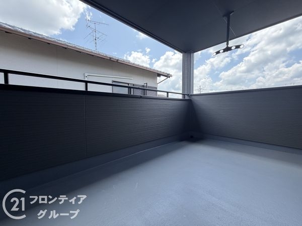 奈良市法蓮町　新築一戸建て　１期　２号棟