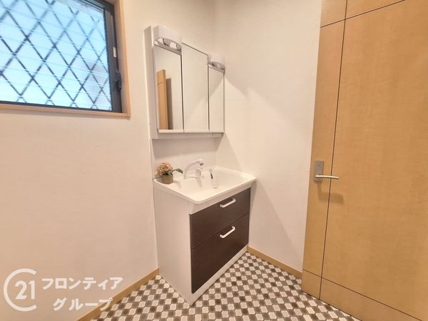 天理市西長柄町の中古一戸建て