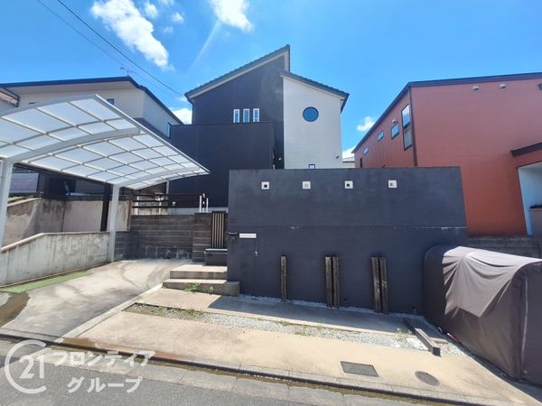 木津川市梅美台６丁目の中古一戸建て