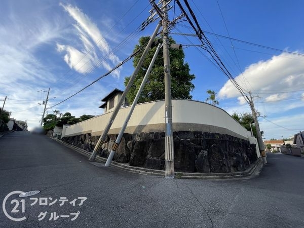奈良市登美ヶ丘１丁目の中古一戸建て