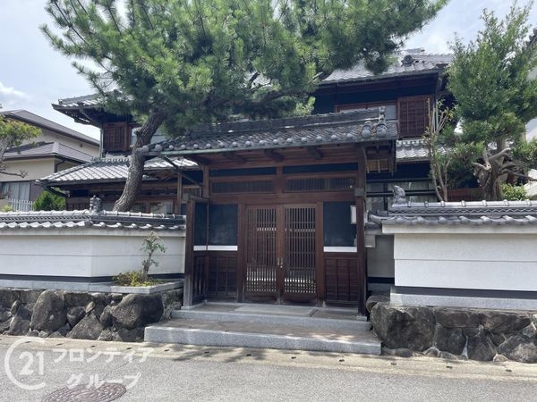 生駒郡三郷町立野南２丁目の中古一戸建て