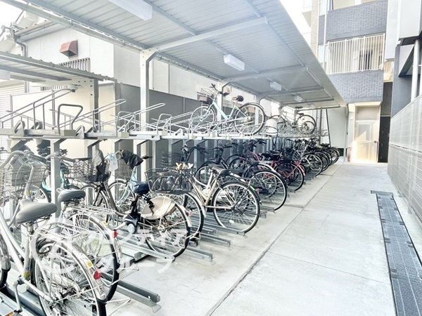 プレサンスロジェ橿原神宮前　中古マンション