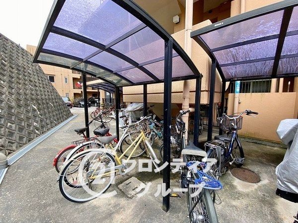 ヴァルシオン生駒　中古マンション