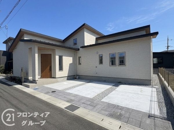 北葛城郡広陵町大字三吉　新築一戸建て　２１期　２２号地
