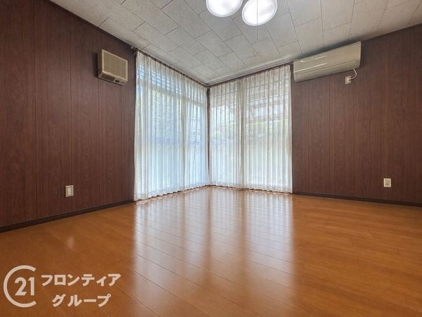 奈良市富雄泉ヶ丘の中古一戸建て