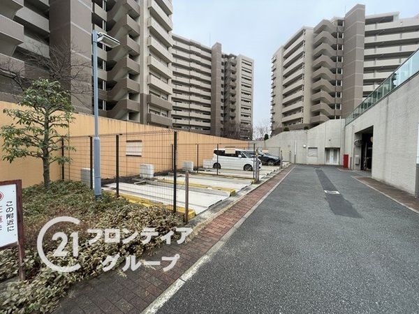 京阪東ローズタウン・ファインガーデンあゆみヶ丘C棟　中古マ…