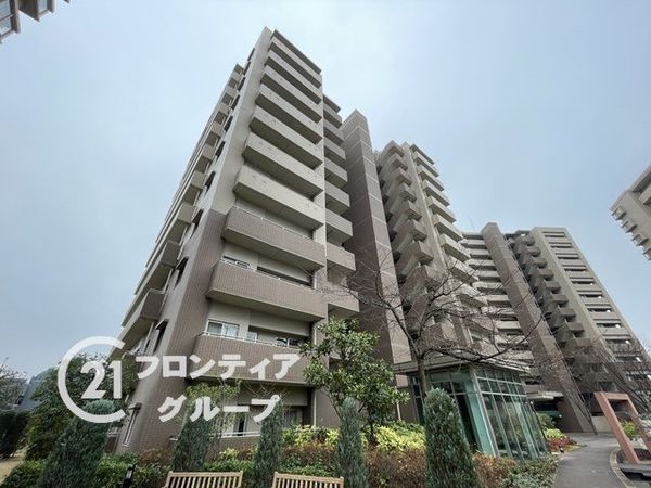 京阪東ローズタウン・ファインガーデンあゆみヶ丘C棟　中古マ…