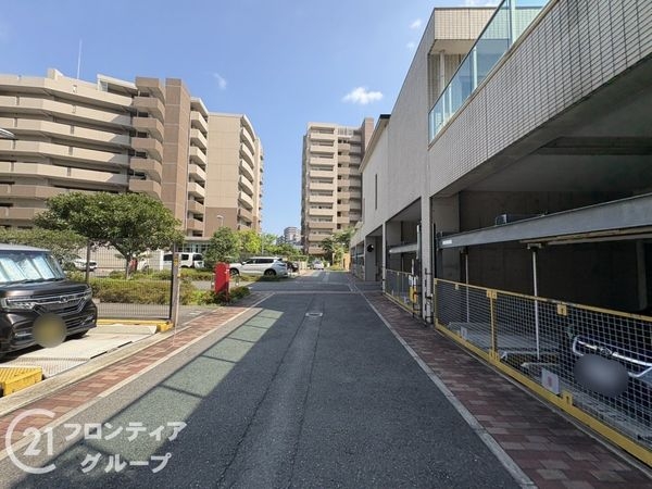 京阪東ローズタウン・ファインガーデンあゆみヶ丘C棟　中古マ…