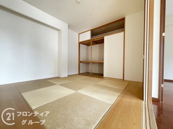 京阪東ローズタウン・ファインガーデンあゆみヶ丘C棟　中古マ…