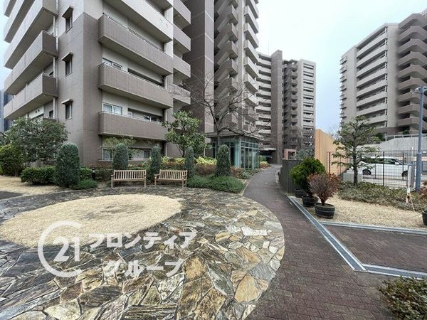 京阪東ローズタウン・ファインガーデンあゆみヶ丘C棟　中古マ…