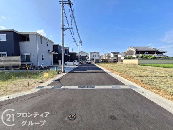北葛城郡広陵町三吉大垣内　新築一戸建て　２期　２号棟