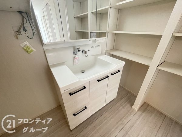 奈良市法蓮町　新築一戸建て　第１　１号棟
