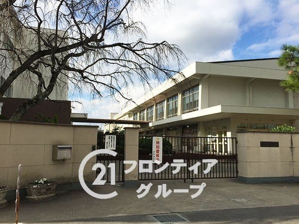 奈良市法蓮町　新築一戸建て　第１　２号棟(奈良市立佐保小学校)