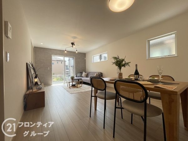 奈良市法蓮町　新築一戸建て　第１　２号棟