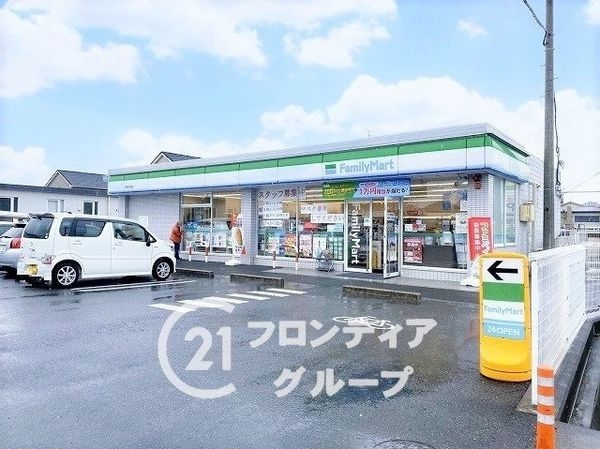 天理市富堂町　新築一戸建て　３号棟(ファミリーマート天理井戸堂店)