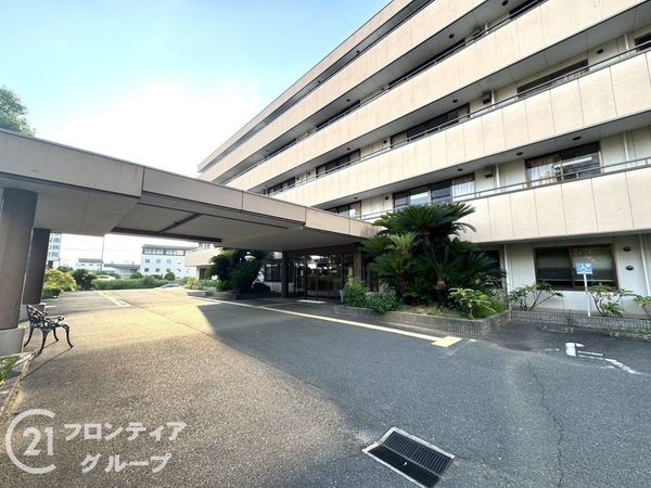 FrontierGardens　奈良市杏町　新築一戸建て…(医療法人宝山会奈良小南病院)