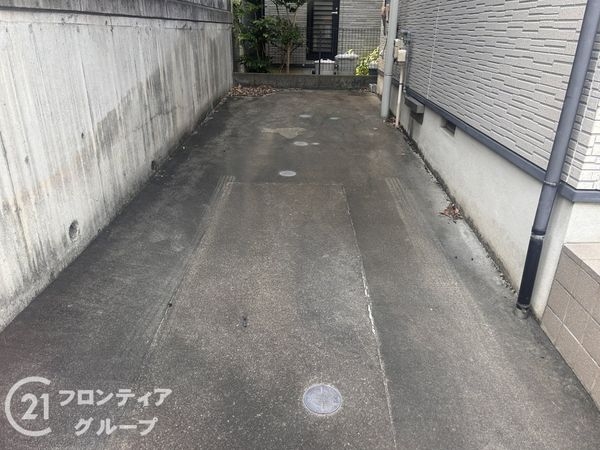 京田辺市薪西山の中古一戸建て