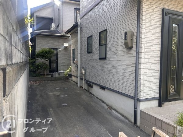 京田辺市薪西山　中古一戸建て