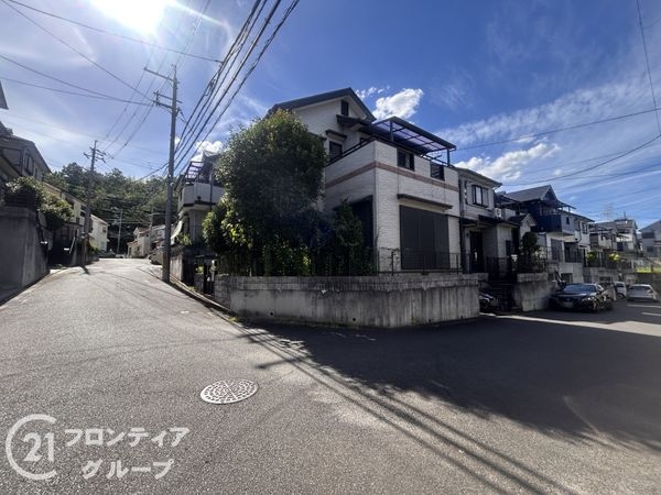 京田辺市薪西山　中古一戸建て