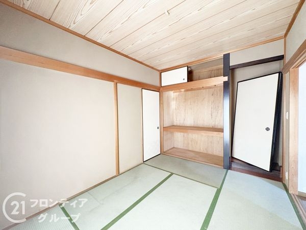 奈良市左京１丁目の中古一戸建て
