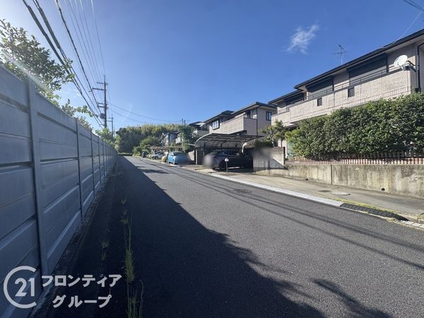 奈良市左京１丁目の中古一戸建て