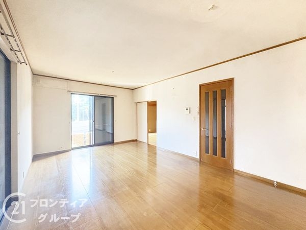 奈良市左京１丁目の中古一戸建て