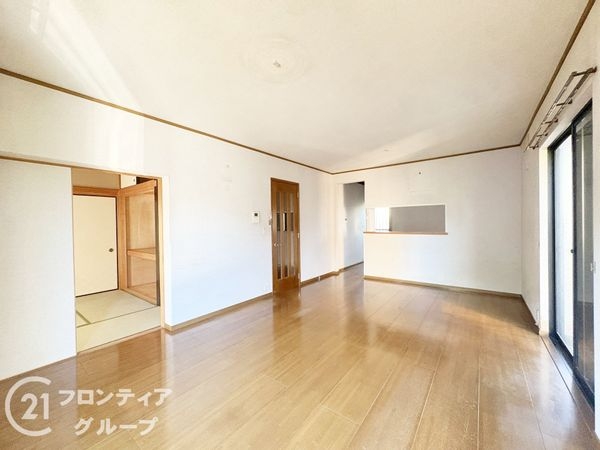 奈良市左京１丁目の中古一戸建て